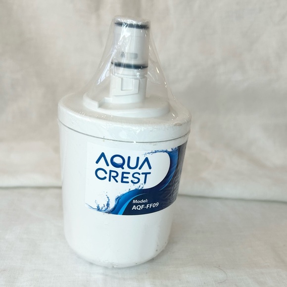 AQUA CREST Refrigerator Water Filter, Replacement for Whirlpool and Kenmore - Picture 4 of 12